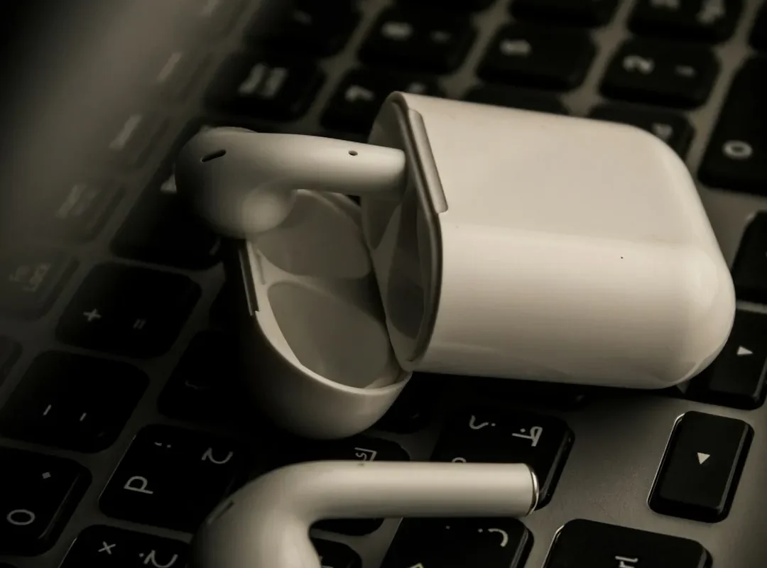 McAfee vs. Sophos: Which Is Better for Enterprise Security? 1 McAfee vs. Sophos: Which Is Better for Enterprise Security?